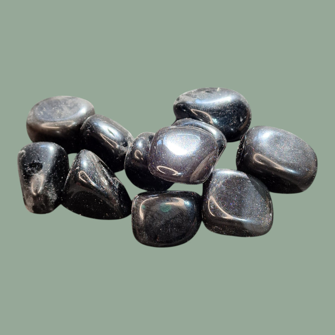 Obsidian Schwarz – Der Stein der Schutz und Erdung