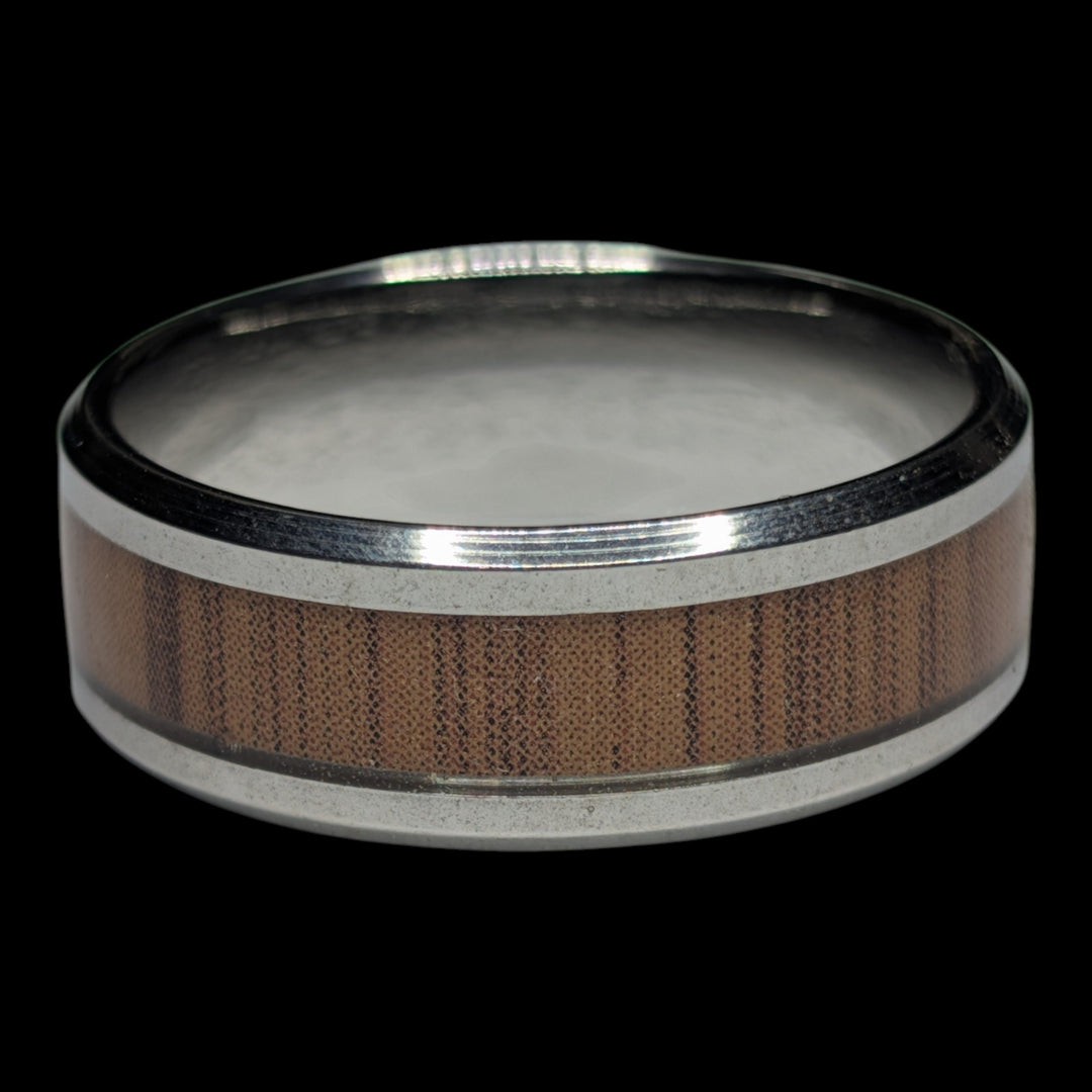 Edelstahlring mit Holzinlay