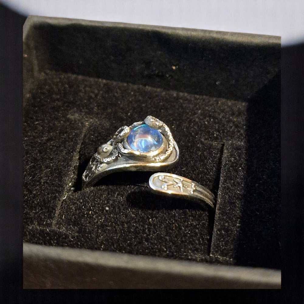 925 Silberring mit Mondstein – Individuell anpassbar