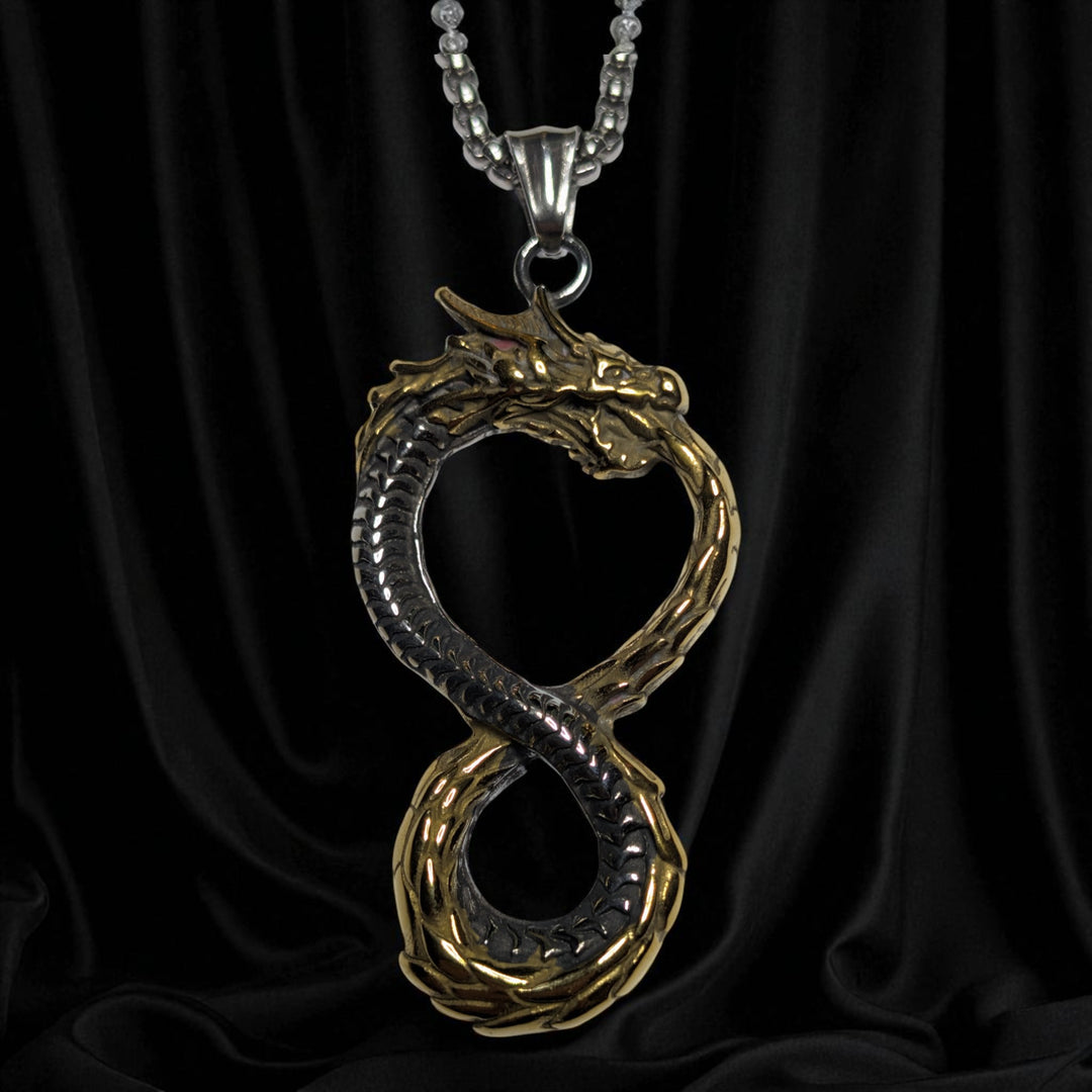 Drache mit Unendlicher Acht