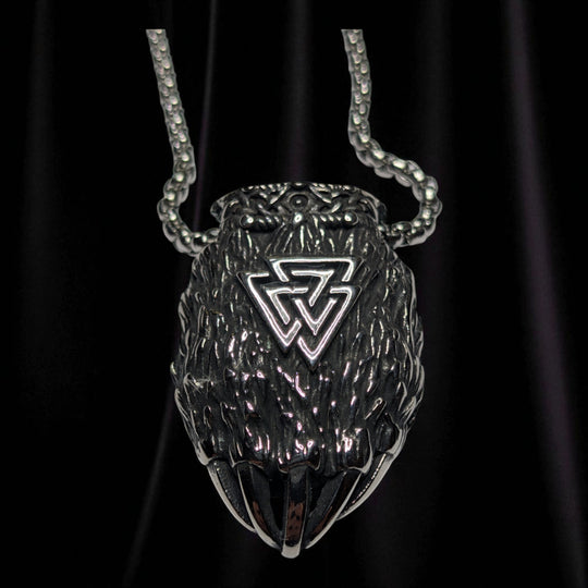 Bärentatze mit Valknut