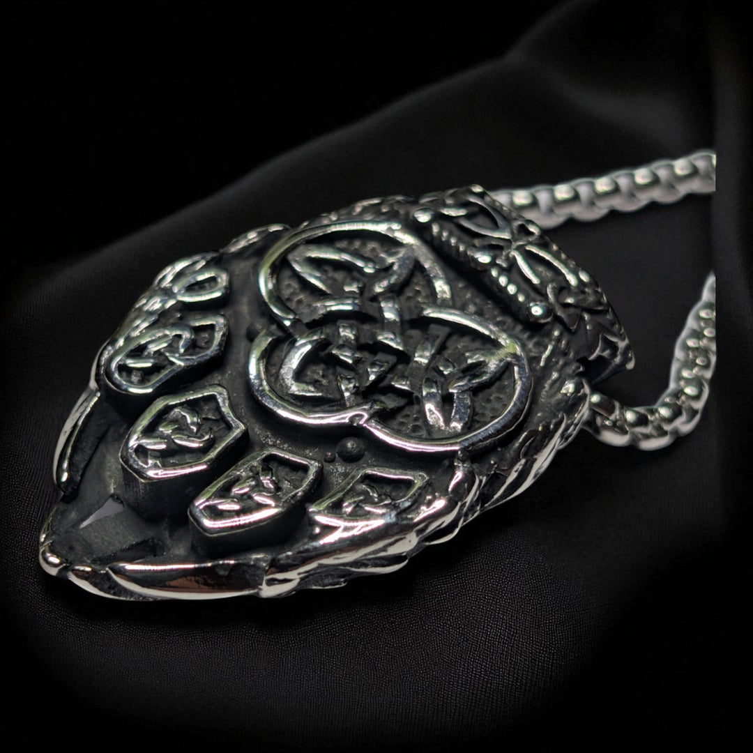 Bärentatze mit Valknut