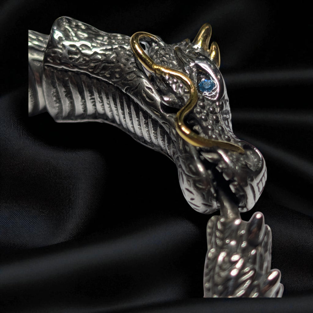 Armreif mit Drachen