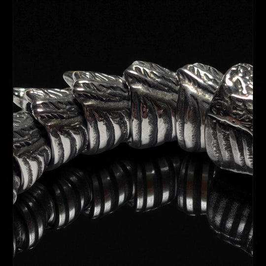 Armreif mit Drachen
