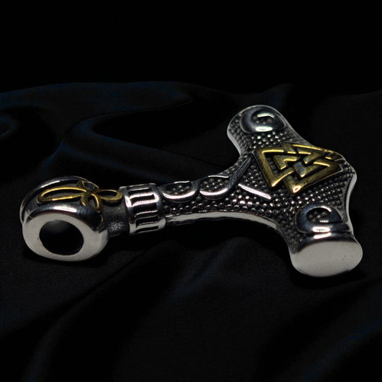 Thors Hammer (Mjölnir) mit Valknut-Design