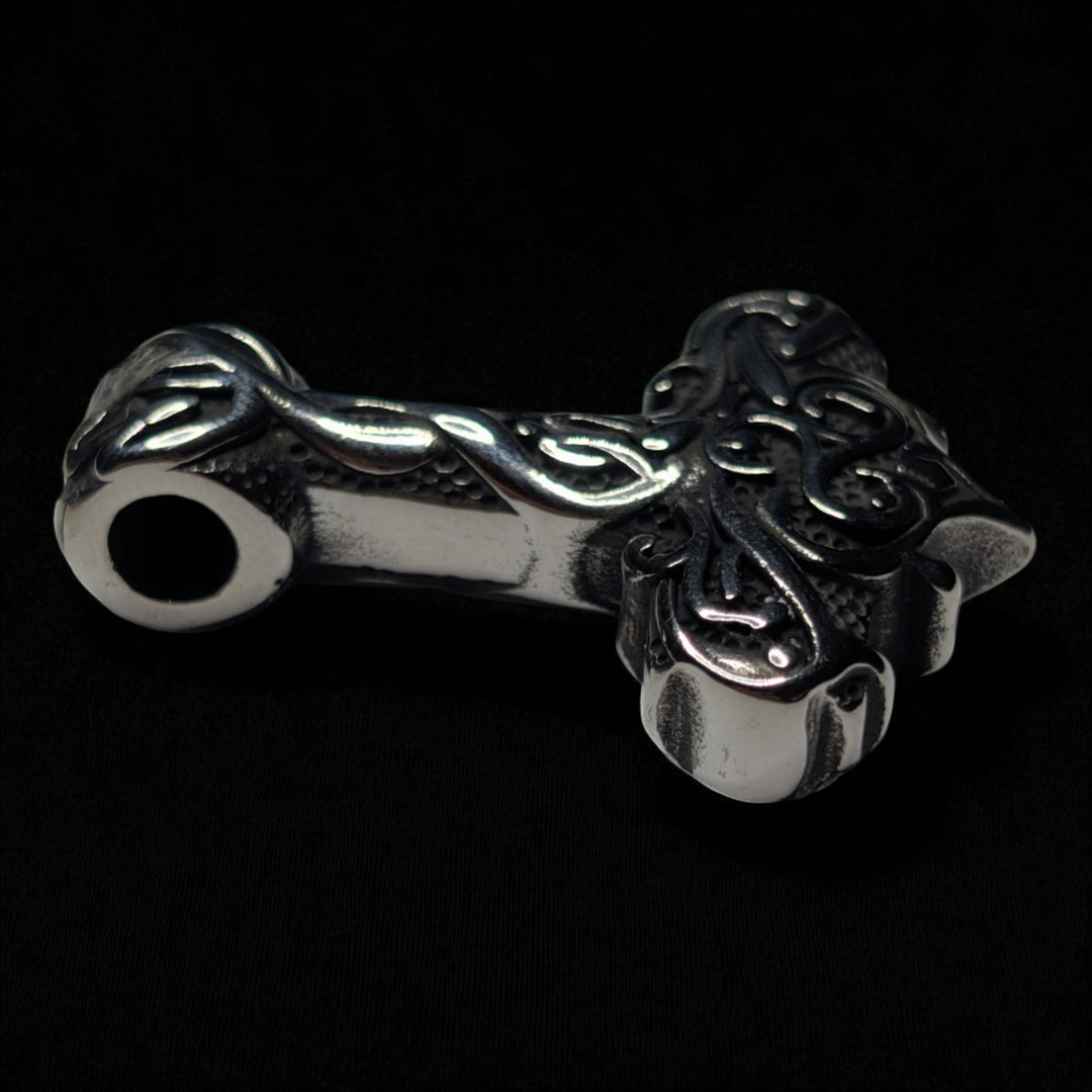 Thors Hammer mit Triskele