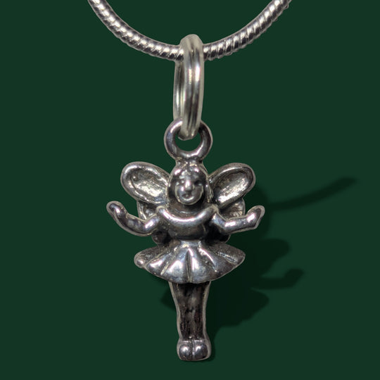 Exklusiver Spiritueller Fee Anhänger aus 925er Silber für Damen (filigran) für eine stilvolle Ausstrahlung, gefertigt von Sinnikäs®.