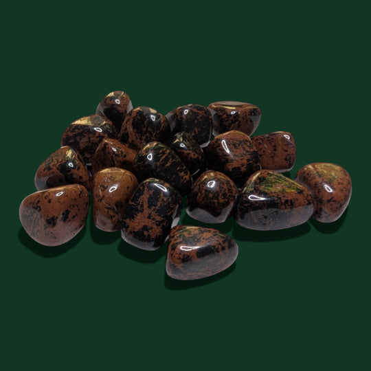 Ausgewählter Mahagoni-Obsidian Handschmeichler in Klassischer Trommelstein der Marke Sinnikäs®.