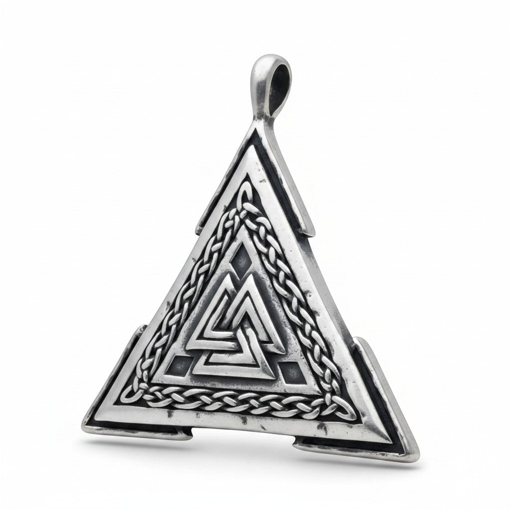Ein Valknut Amulett (Damen und Herren) aus Edelstahl der Marke Sinnikäs®.