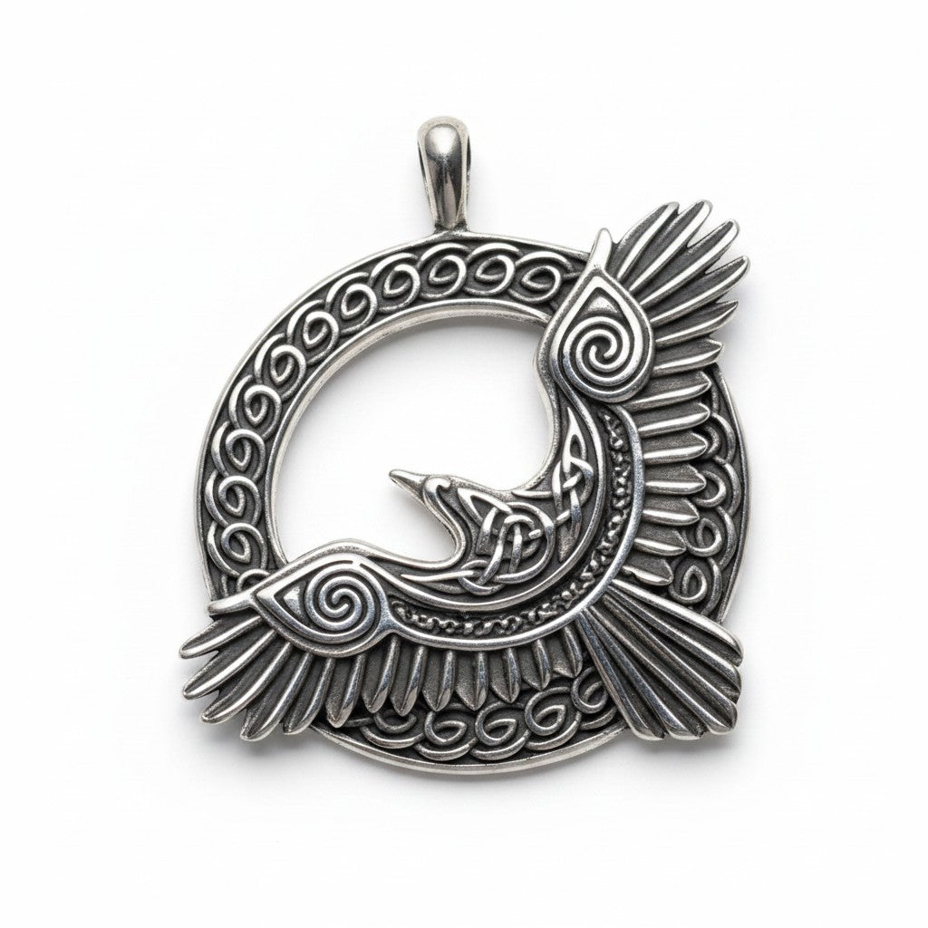Ein Rabe Amulett (Damen und Herren) aus Edelstahl der Marke Sinnikäs®.