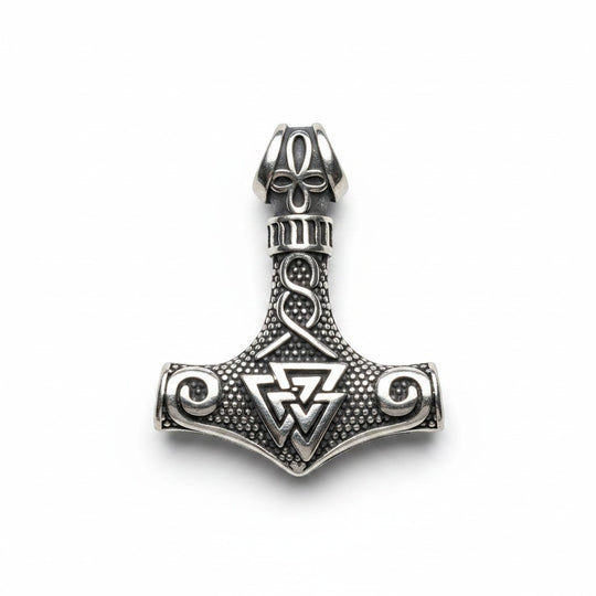 Exklusiver Wikinger Thors Hammer Anhänger aus Edelstahl (Valknut) - Modell II für eine stilvolle Ausstrahlung, präsentiert von Sinnikäs®.