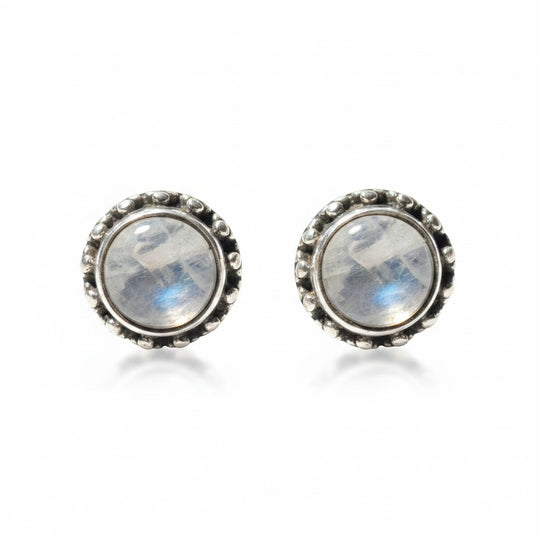 Sinnikäs Ohrstecker aus Sterling-Silber mit facettiertem Mondstein und rhodinierter Oberfläche, 925er Silber.