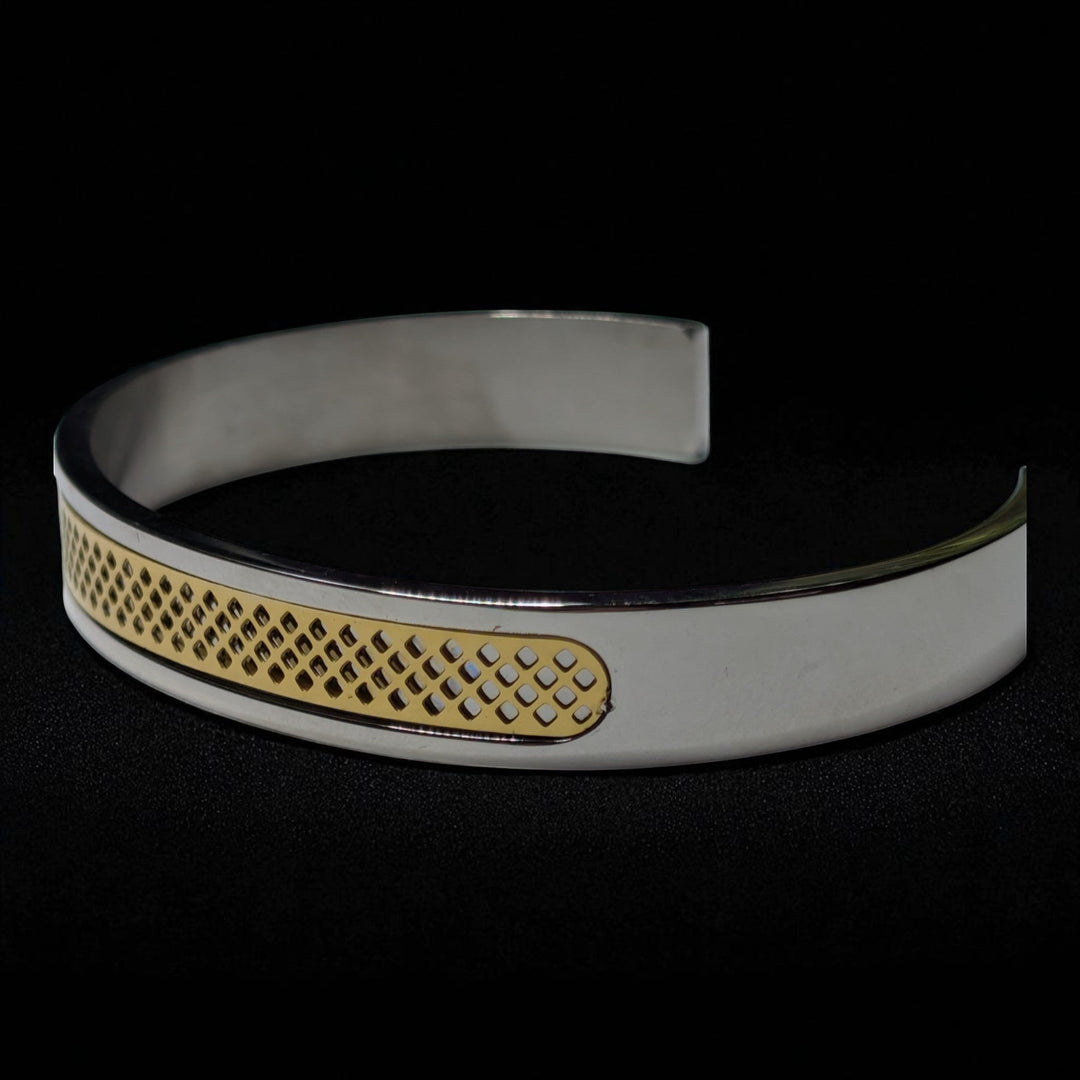 Sinnikäs silberner Edelstahl-Armreif mit goldenem Muster, schlichtes Design, 7cm Durchmesser